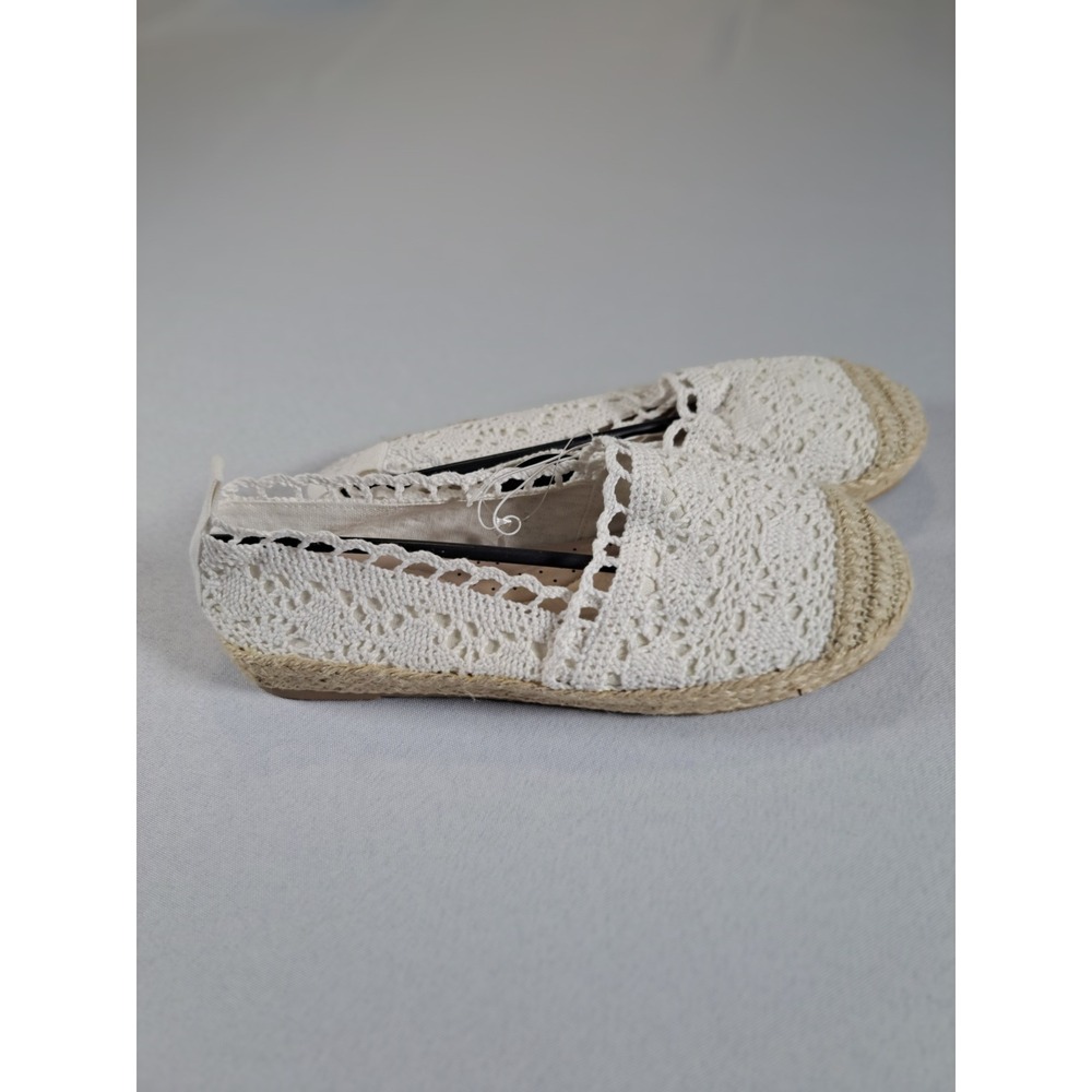 Alexis Bendel Comfort Crochet Espadrille Flats Cream White Lace Slip On Size 6 - Picture 1 of 6